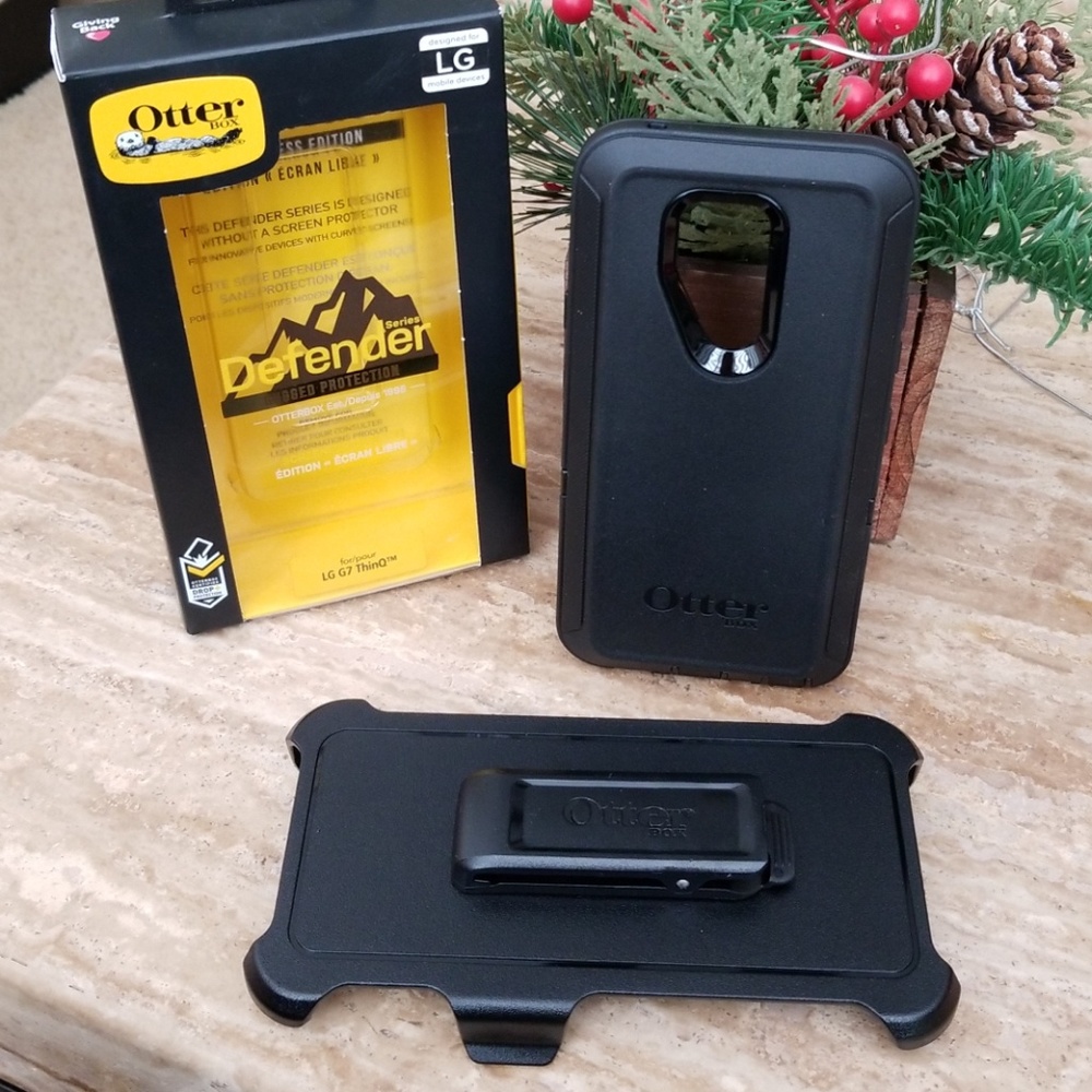 Black LG G7 ThinQ OtterBox Defender Case